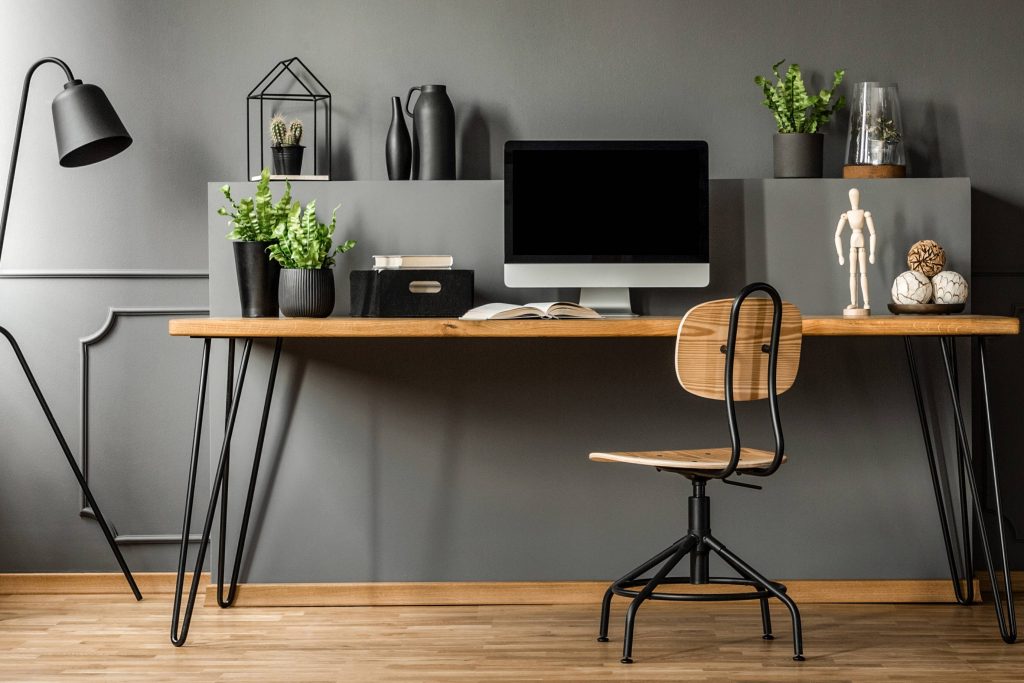 How to Create a Home Office on a Budget: Work-from-Home Tips